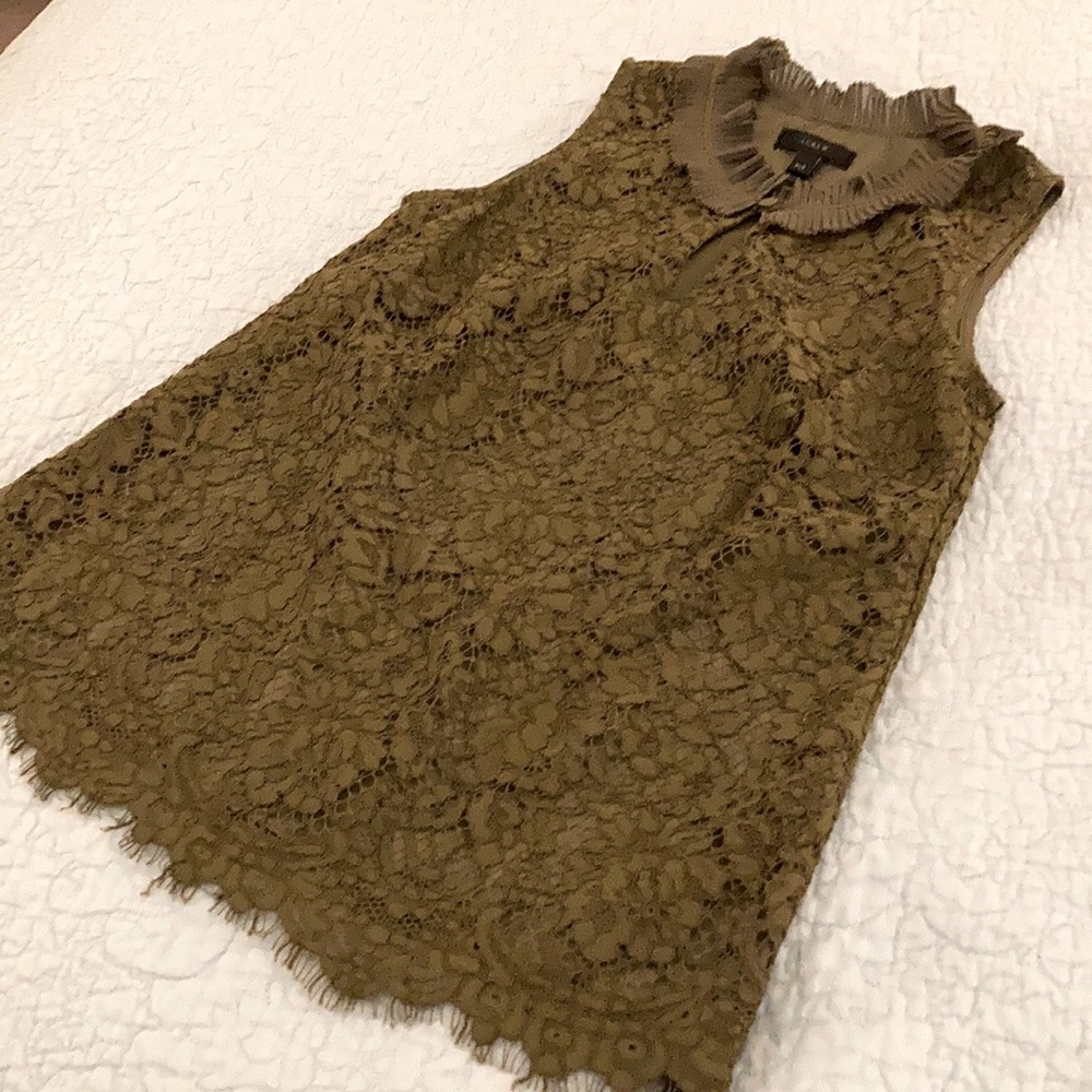 J. Crew women’s Lace Ruffle Neck Top, Petite XS